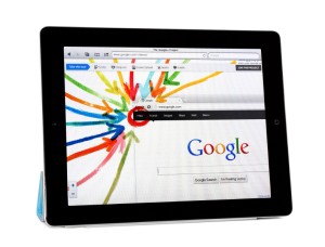 Apple Ipad2 with Google+ Project