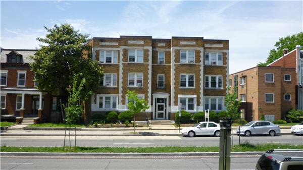 Sweet One Bedroom In Petworth | Building Exterior