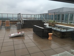 The View at Liberty Center: Rooftop Firepit and Corn Hole