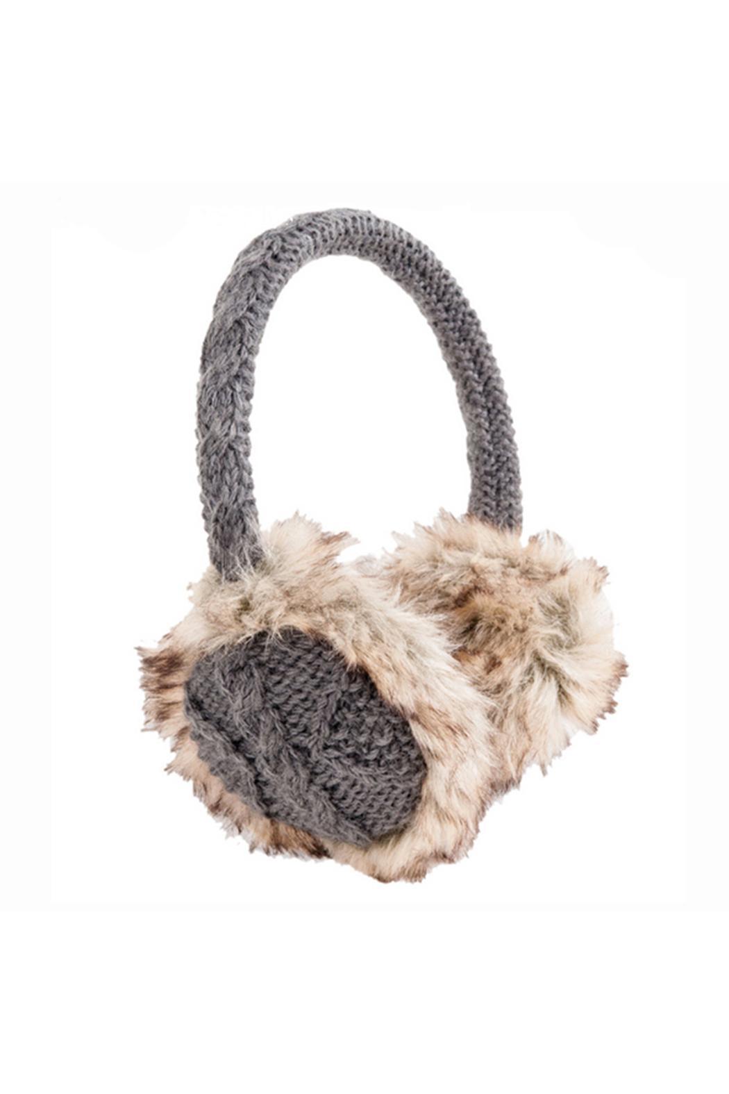 Apartminty Fresh Picks: Warm and Fuzzy | Cable Knit Earmuffs