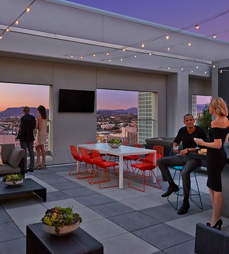 Moving to Los Angeles | LA Apartments | The Emerson Apartments: Rooftop Terrace