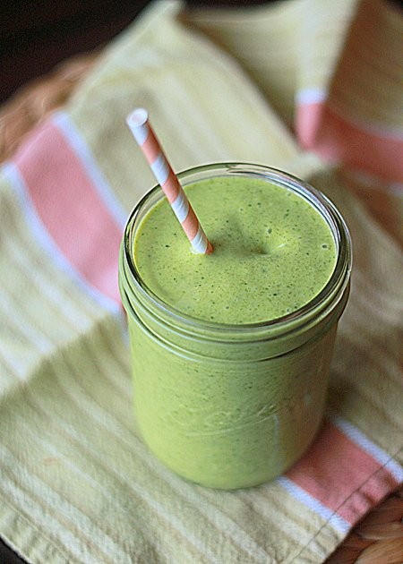 Vegan Mango Coconut Green Smoothie Recipe | Detox In The New Year