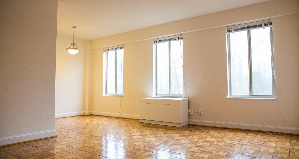 Woodley Park 2 Bedroom With Classic Details