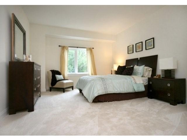 grandview-apartments-for-rent-lowell-ma-bedroom