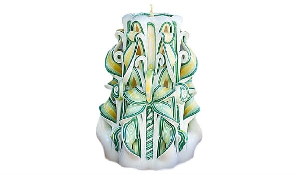 Apartminty Fresh Picks: Get Lucky | St Patricks Day Green Hand Carved Candle