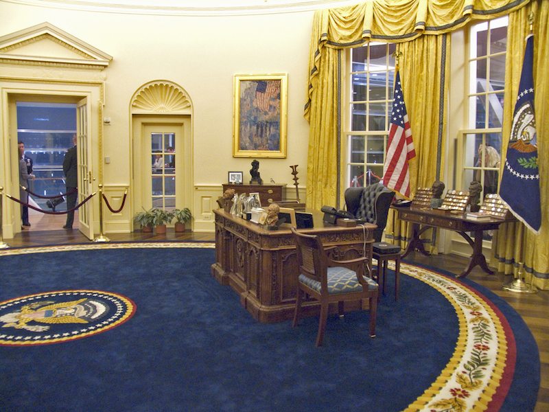 white-house-oval-office