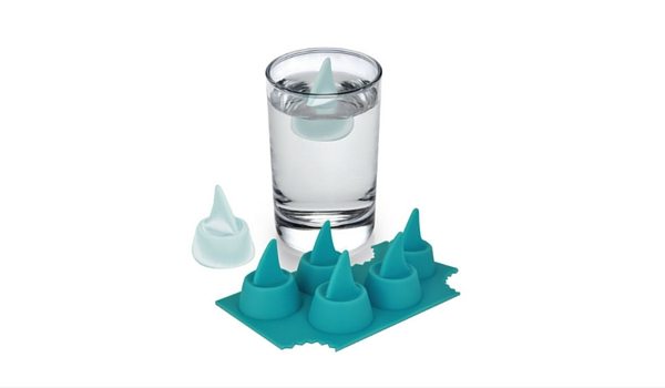 Apartminty Fresh Picks: Coastal Accessories For Your Apartment | Shark Fin Ice Mold