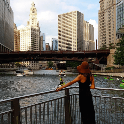 The Instagrammers Guide To Chicago, IL | Photo-Ops in Chicago | Chicago Riverwalk