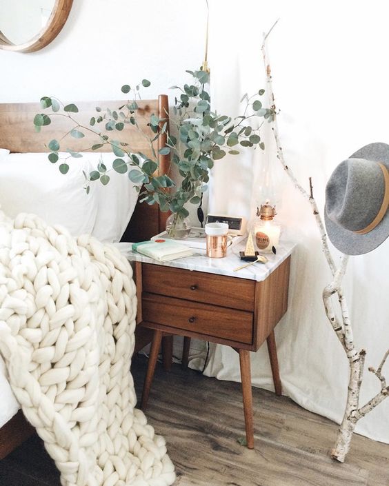 Fall Apartment Decor Trends | Natural & Organic Accents