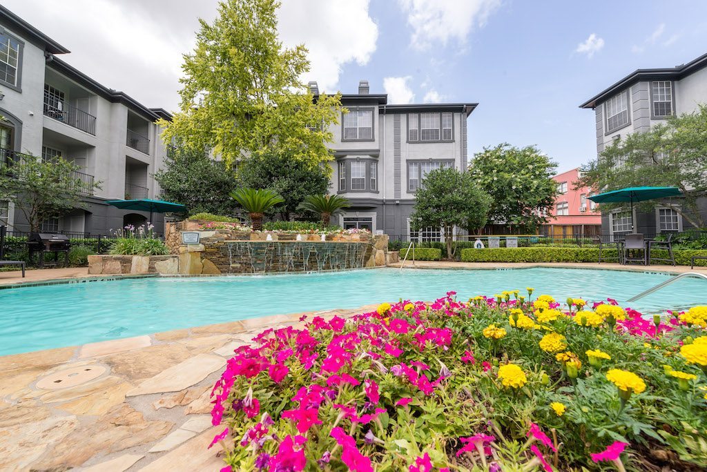 Camden Midtown Apartments in Houston TX