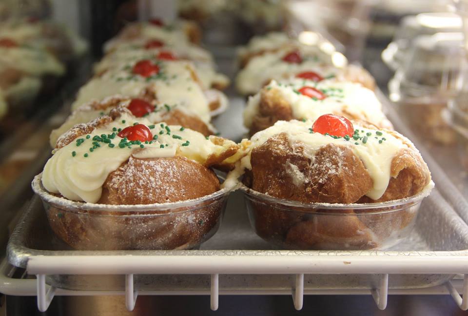 The Baltimore City Guide | Where To Eat Dessert | Vaccaro's Italian Pastry Shop