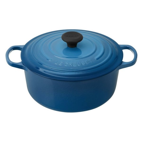 Apartminty Fresh Picks | Home Indulgences You Can Buy With Your Amazon Gift Cards | Le Creuset Signature Enameled Cast-Iron Dutch Oven