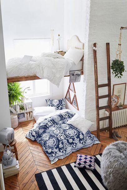 Apartment Decor For Summer | Summer Decor Trends | Blue Accents