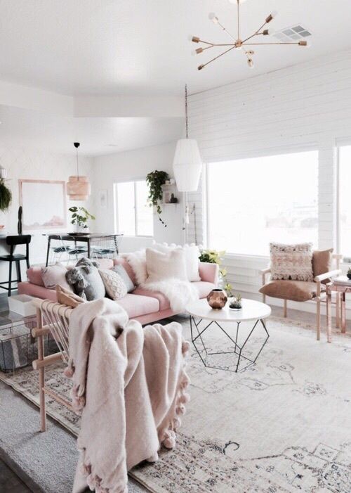 Apartment Decor For Summer | Summer Decor Trends | Pink Accessories
