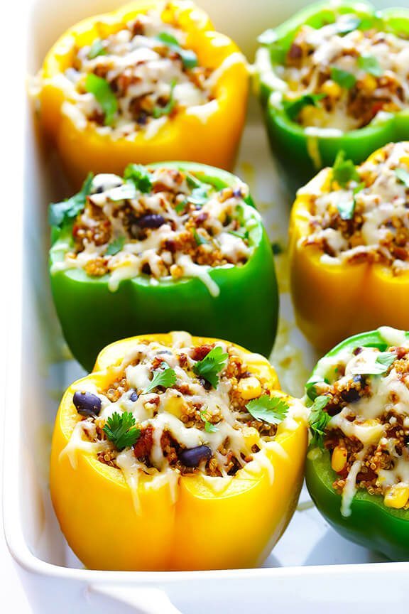 Easy Dinner Ideas | 5-Ingredient Quinoa Stuffed Peppers
