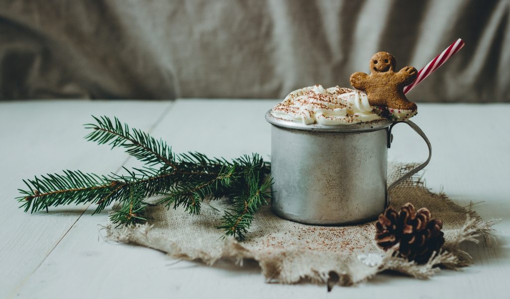 Stock Your Bar Cart With These Winter Cocktail Essentials