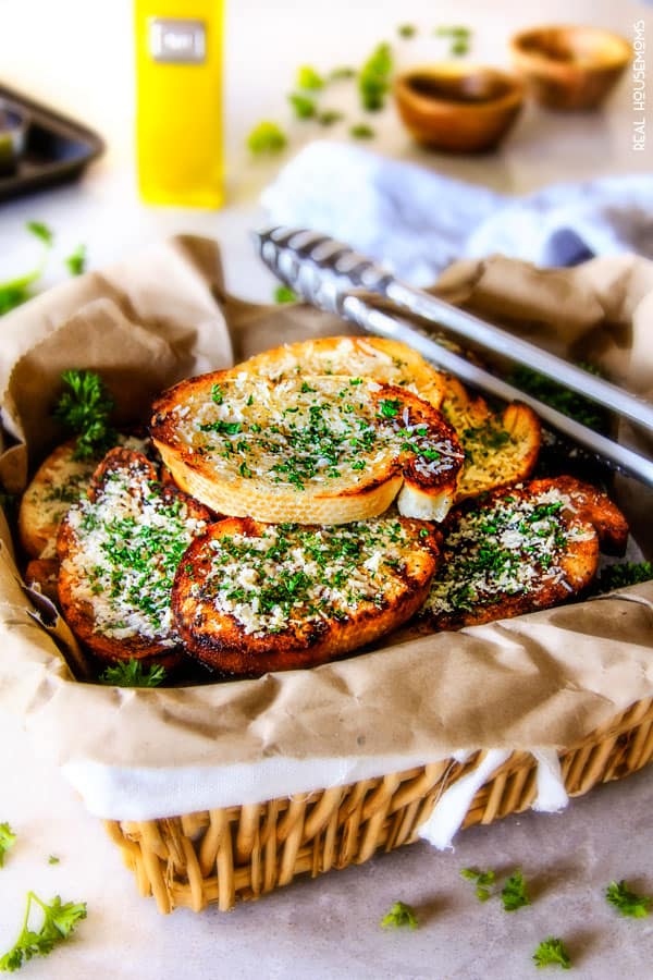 Grilled-Parmesan-Garlic-Bread