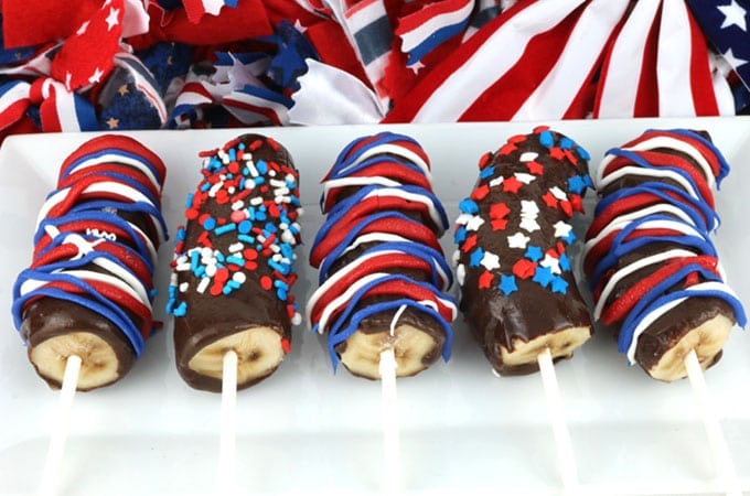 Fourth of July BBQ Recipes | Red, White and Blue Frozen Banana Pops