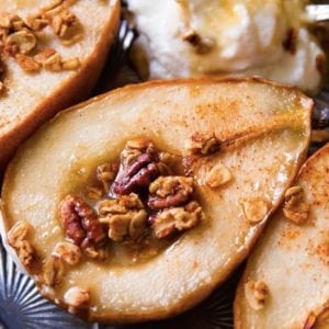 maple-vanilla-baked-pears-best-fall-dessert-recipes11
