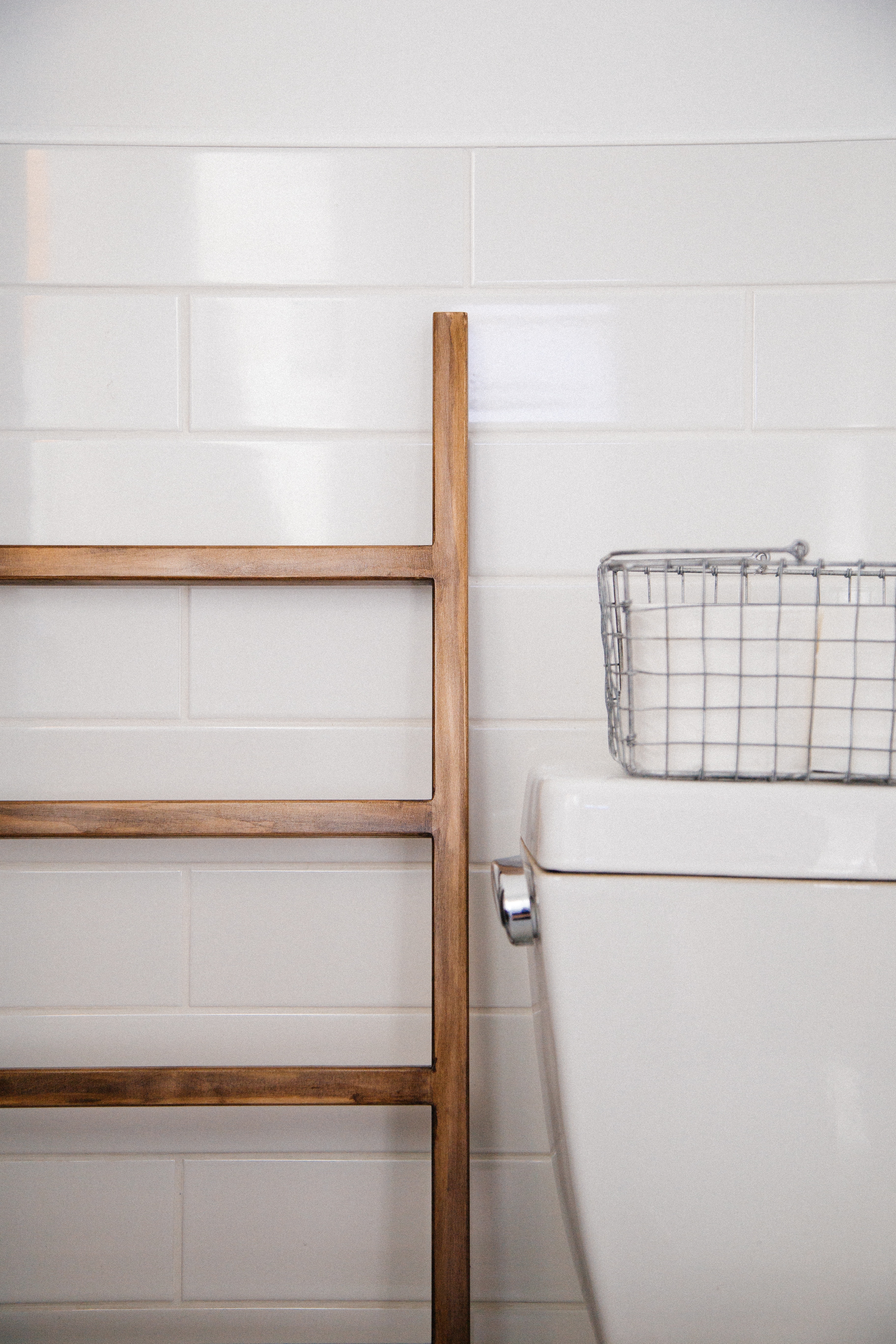 7 Expert DIY Tips for Redesigning Your Apartment Bathroom