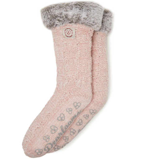 Holiday Gift ideas | Dearfoam-Slipper-socks | Cozy stocking stuffers