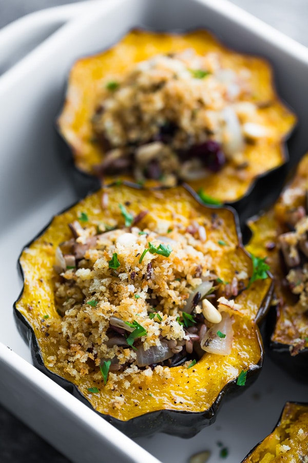 stuffed-acorn-squash-with-mushrooms-and-cranberries-7